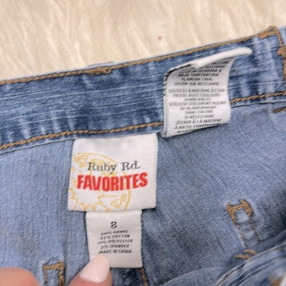 Ruby Rd. Blue cropped Jeans size 8 - Picture 4 of 7